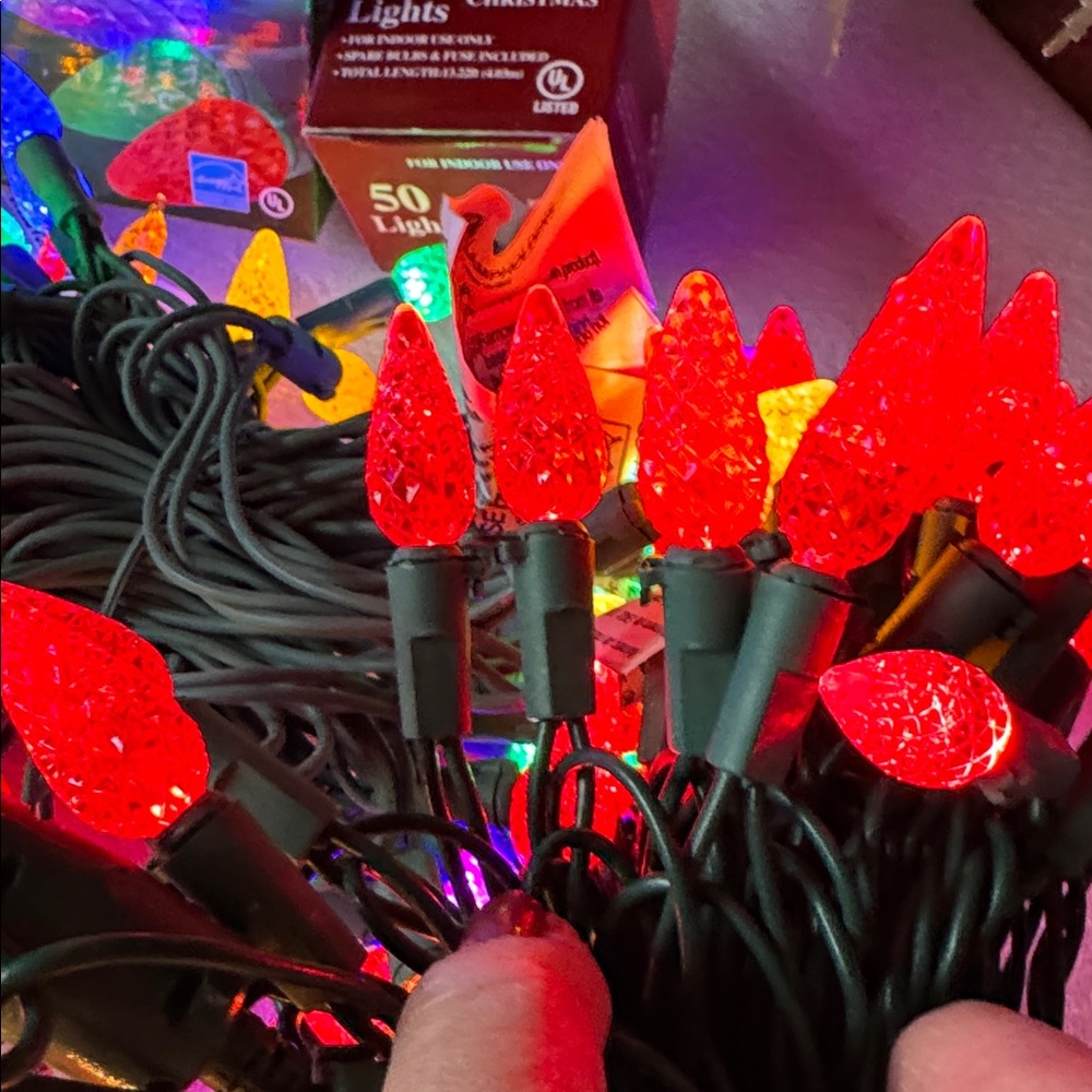 Multicolor LED Holiday String Lights - Picture 7 of 11
